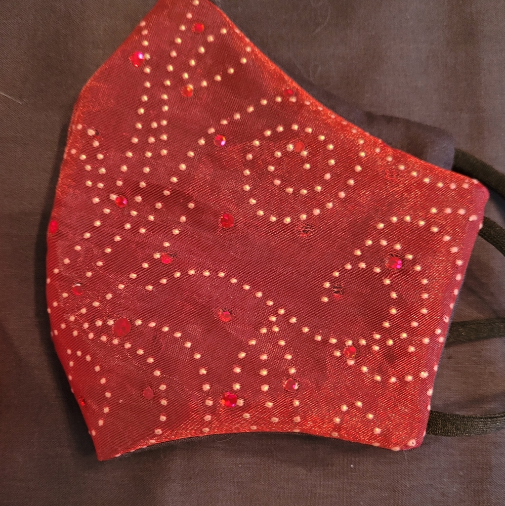 Pretty facemasks - Picture 5 of 6